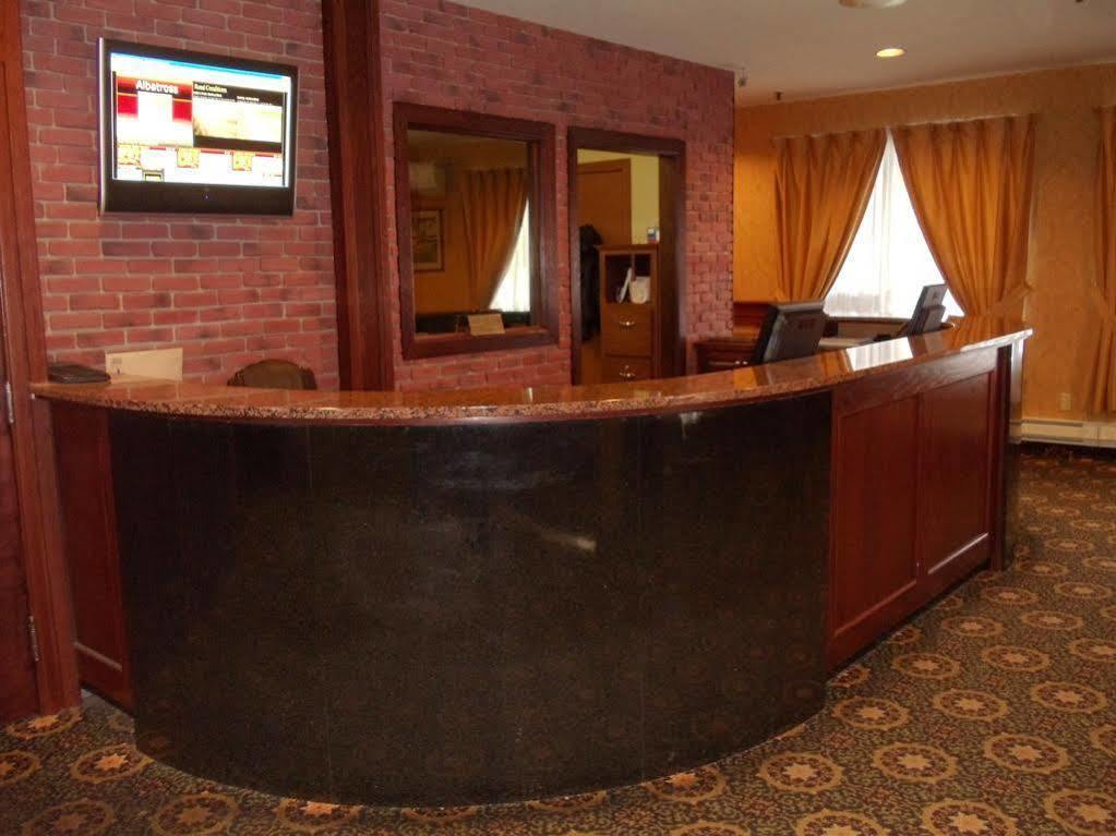 Albatross Hotel Gander Exterior photo